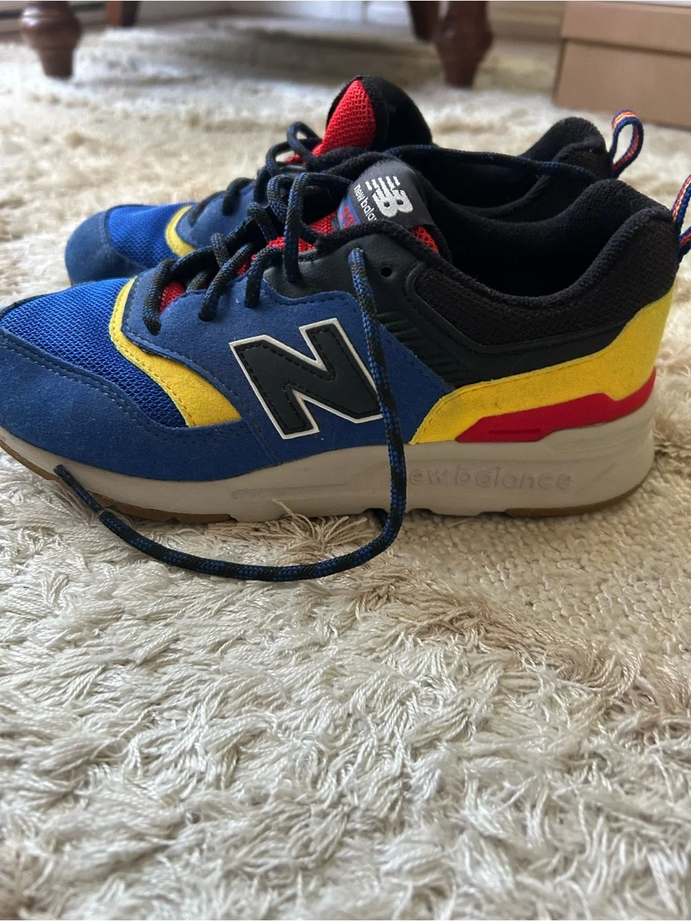 Kid’s new balance sneaker